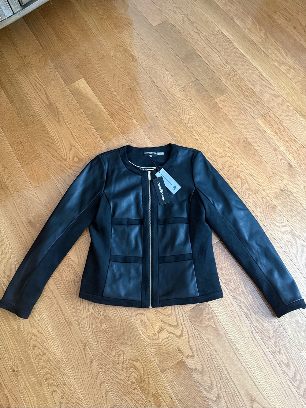 BRAND NEW KARL LAGERFELD JACKET 💞